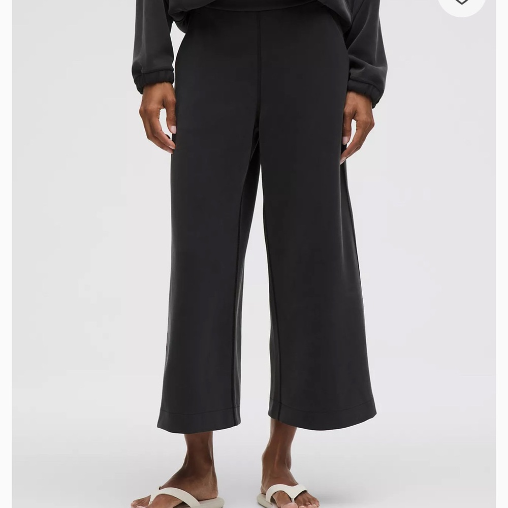 lululemon athletica Charcoal Cropped Pants